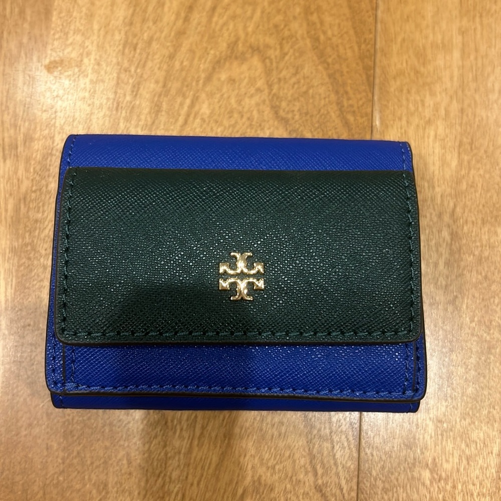 NWOT Tory Burch Wallet